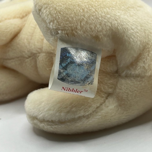 Ty beanie babies Nibbler the Bunny - Picture 3 of 4